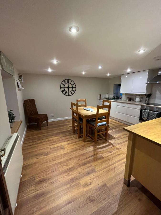 North Coast Property - 17 Margaret Street - Avoch 外观 照片